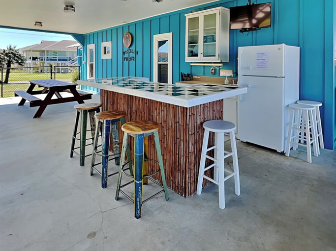 Others 4, Pickled Pirate by Miss Kitty’s, Aransas