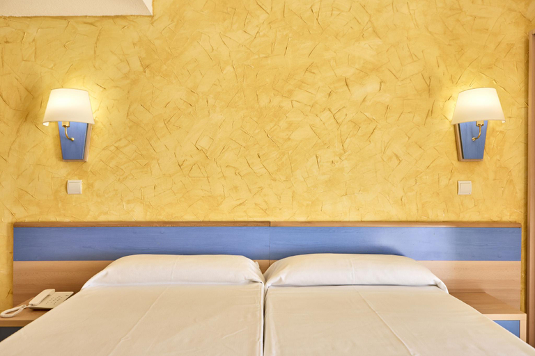 Bedroom 2, AHOI Urban Beach, Baleares