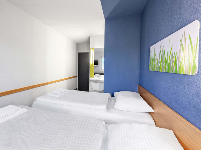 Bedroom 3, B&B HOTEL Düsseldorf-Hilden, Mettmann
