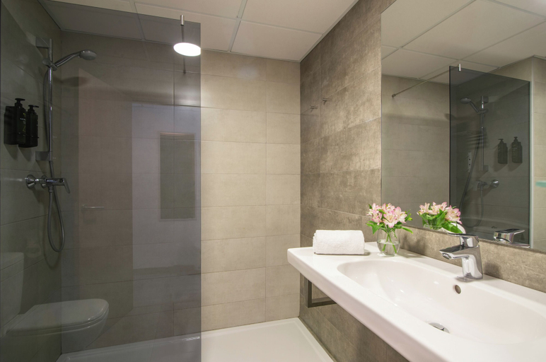 Bathroom 4, Hotel Salou Sunset (Adults Recommended) by Pierre & Vacances, Tarragona
