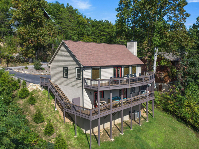 Exterior & Views 2, On Eagle's Wings by Jackson Mountain Rentals, Sevier