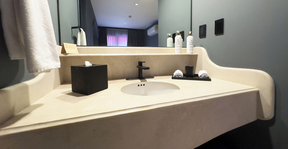 Bathroom 4, Hive Nápoles By G Hotels, Mexico City