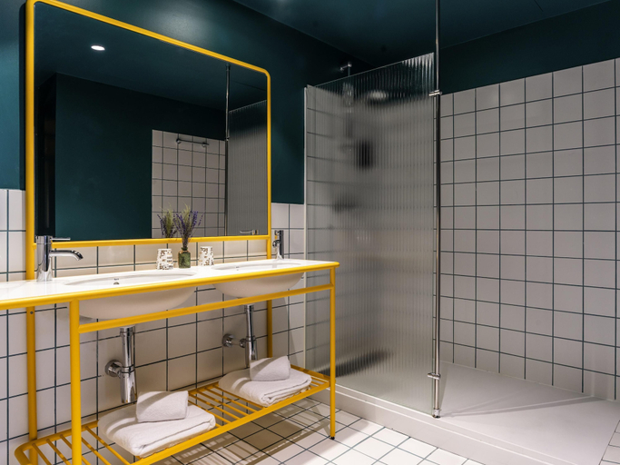 Bathroom 5, ibis Styles Madrid City Las Ventas, Madrid