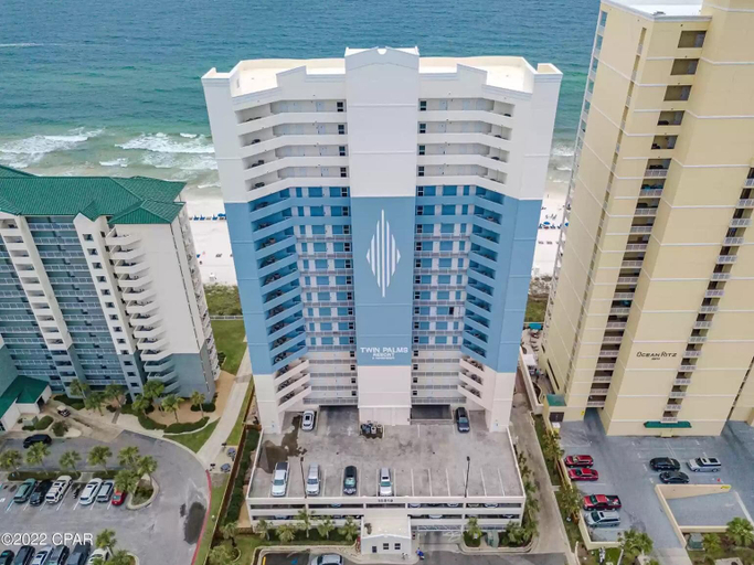 Exterior & Views 2, Twin Palms 1701, Bay