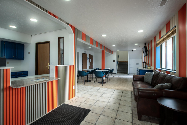 Others 5, Studio 6 Limon, CO – I-70, Lincoln