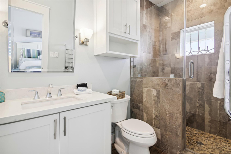 Bathroom 4, Key West by Ryson Vacation Rentals, Galveston