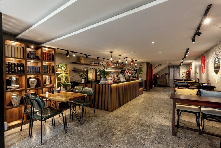 Food & Drinks 4, Flower Beachstay & Coffee, Da Nang