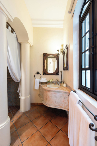 Bathroom 5, Villa Ganz Boutique Hotel, Guadalajara