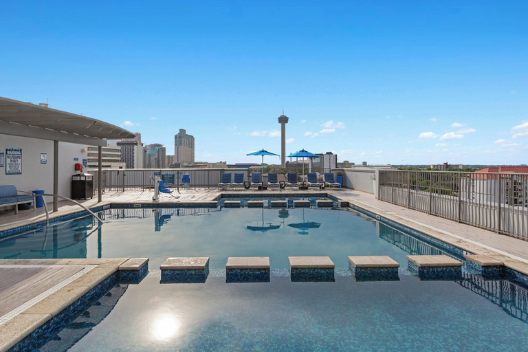 Sport & Beauty 2, Club Wyndham La Cascada, Bexar