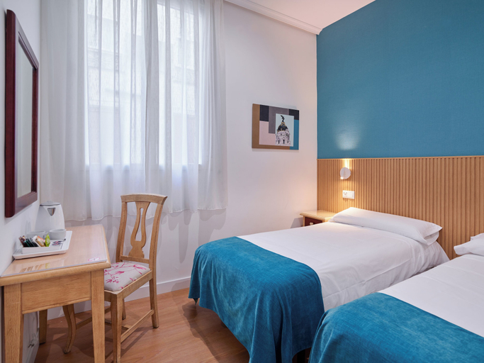 Bedroom 4, Hostal Bianco, Madrid
