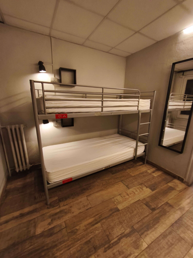 Bedroom 3, The Buba House - Hostel, Barcelona