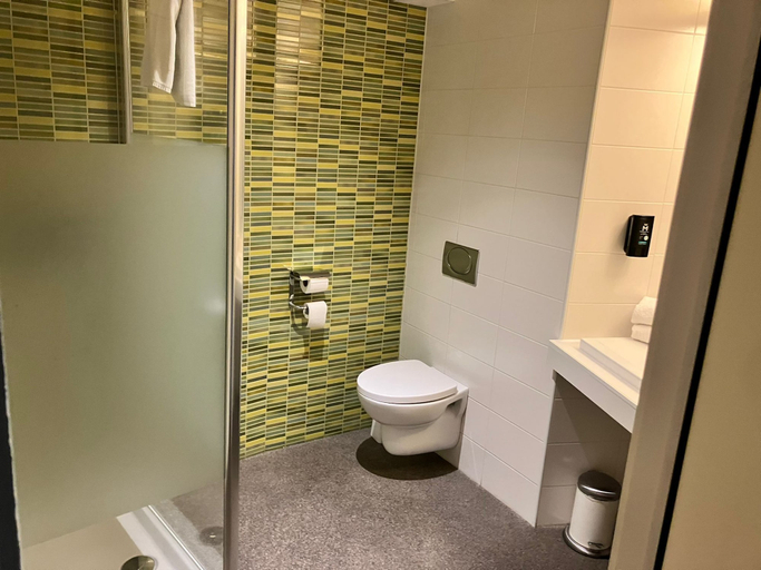 Bathroom 4, Hotel De Groene Hendrickx, Limburg
