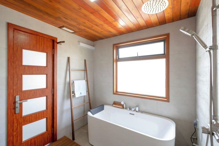 Bathroom 5, Ayala Ocean View