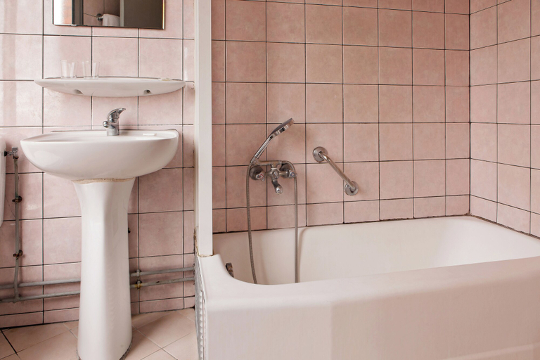 Bathroom 4, Hôtel de la Comète, Paris