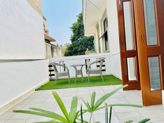 Others 5, Olive Service Apartment DLF Galleria, Gurgaon