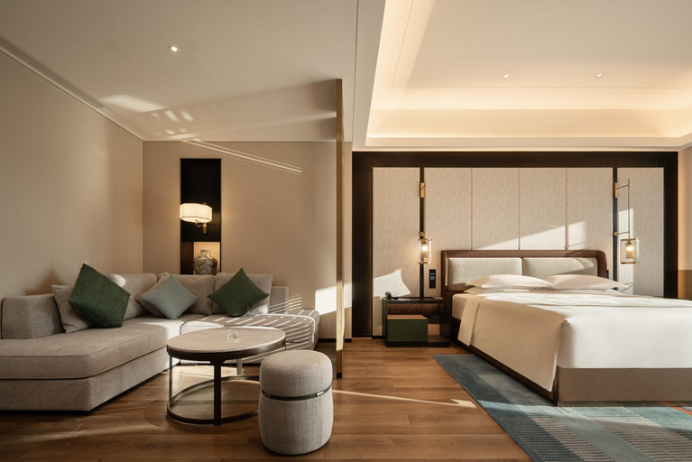 Bedroom 2, Empark Grand Hotel, Kunming