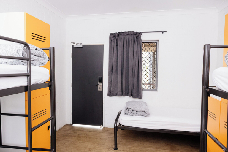 Bedroom 3, YHA Byron Bay, Byron