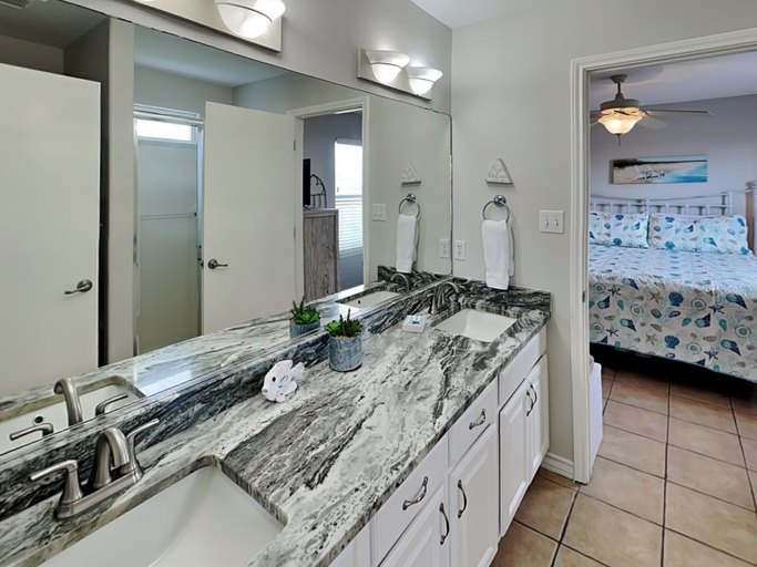 Others 5, Blew By You by Silver Sands Vacation Rentals, Nueces