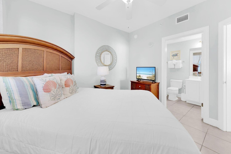 Bedroom 3, Sunrise Beach 2411, Bay