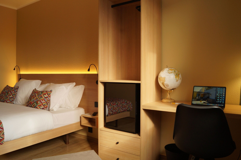 Bedroom 4, Hotel Stand'Inn, Esch-sur-Alzette