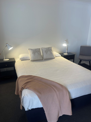 Bedroom 3, Estelle Kramer Motor Inn, Armidale Dumaresq
