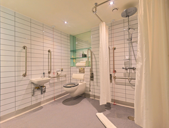 Bathroom 3, B&B HOTEL Warrington, Warrington