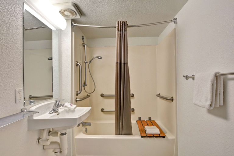 Bathroom 5, Motel 6 Destin, Okaloosa