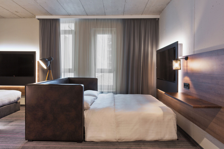 Bedroom 5, MOXY Frankfurt East, Frankfurt am Main
