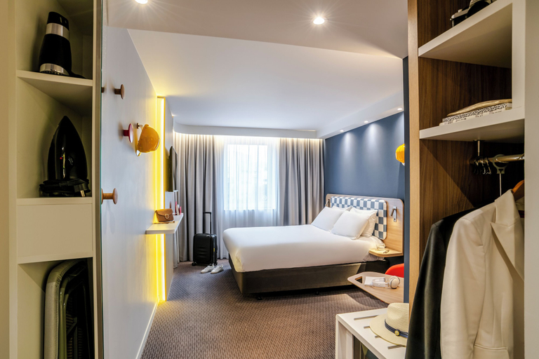 Bedroom 4, ibis Styles Bordeaux Lormont, Gironde