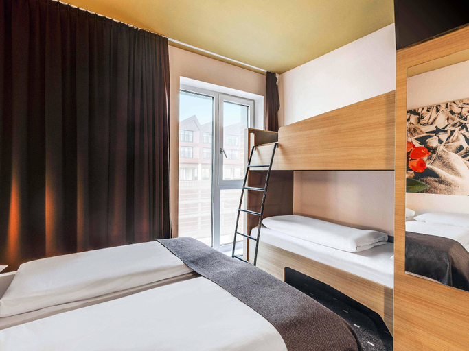 Bedroom 4, B&B Hotel Bremen-Überseestadt, Bremen
