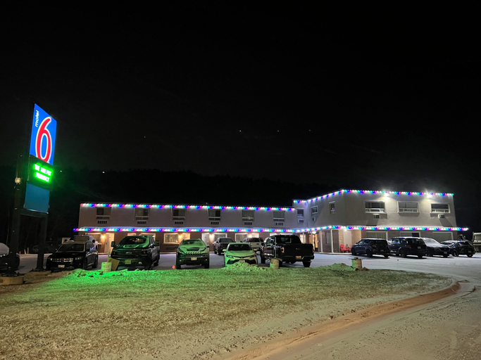 Exterior & Views 2, Motel 6 Sudbury, ON, Greater Sudbury