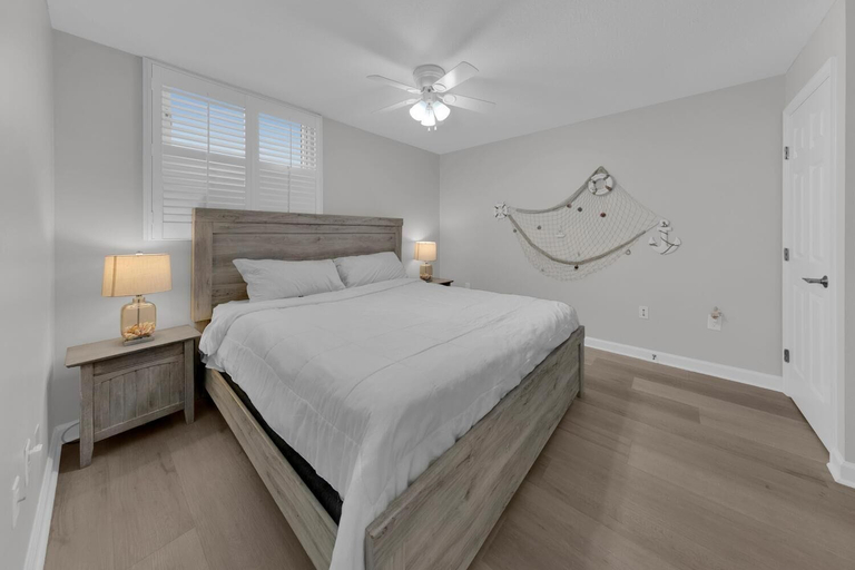 Bedroom 2, Sterling Beach #406, Bay