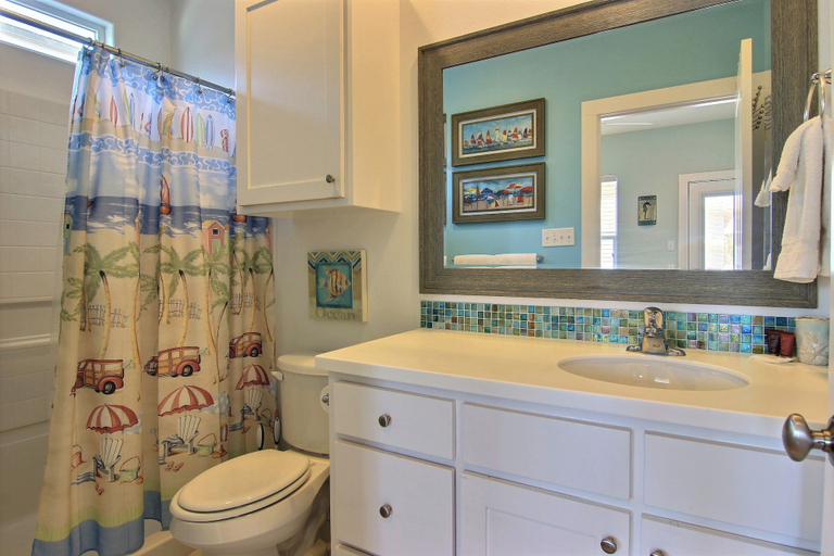 Bathroom 3, Jumpin' Jellyfish by Silver Sands Vacation Rentals, Nueces