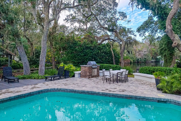 Outdoor dining 3, Lakefront Home With Private Pool & Outdoor Space for Entertaining, Glynn