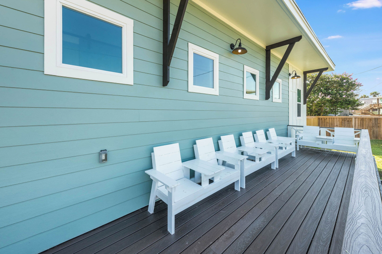 Others 5, Chillin at the Beach by Silver Sands Vacation Rentals, Nueces