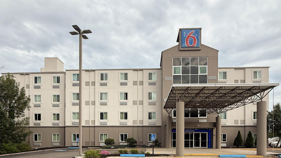 Exterior & Views 2, Motel 6 Portsmouth, Rockingham