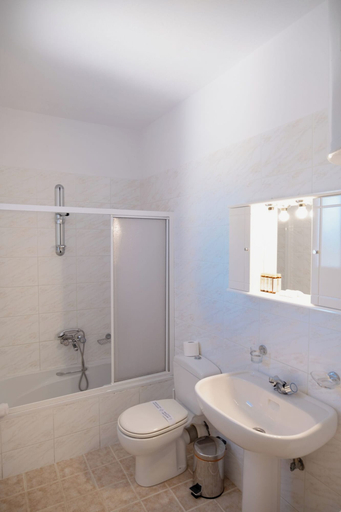 Bathroom 4, Elounda Residence Resort & Waterpark, Crete