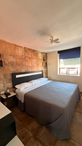 Bedroom 4, Hotel Florida, Centro Histórico, Mexico City