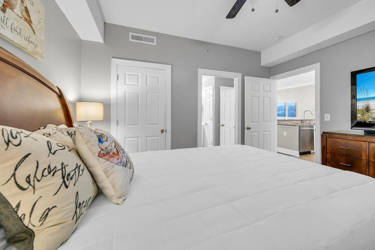 Bedroom 3, Ocean Villa 1803, Bay