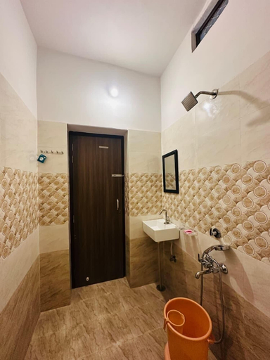 Bathroom 5, Hotel Relax inn, Jaisalmer