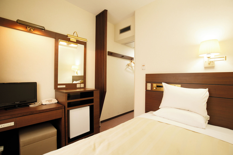 Bedroom 3, Akasaka Yoko Hotel, Minato