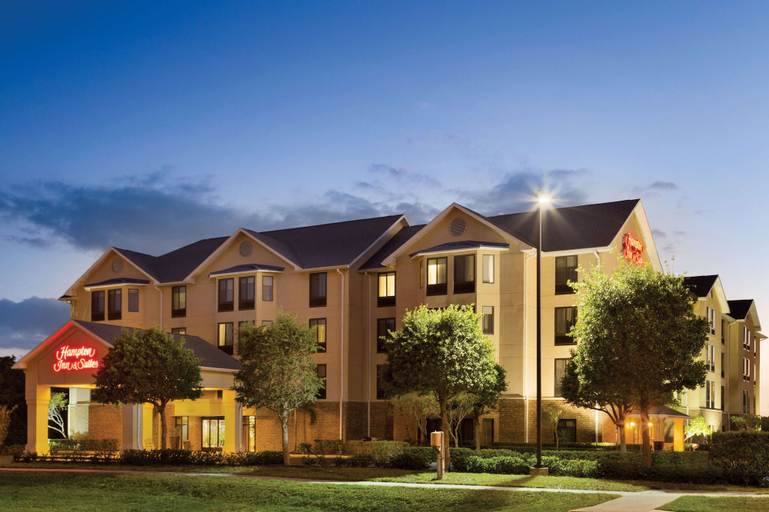 Exterior & Views 2, Hampton Inn & Suites Tarpon Springs, Pinellas