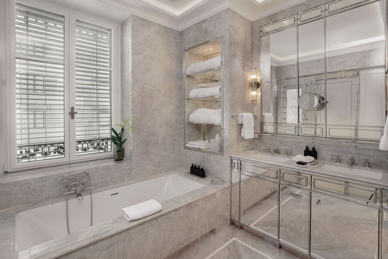 Bathroom 4, Hotel d'Angleterre Geneva, Genève
