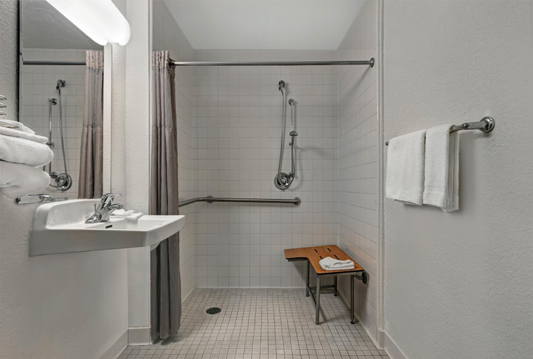 Bathroom 4, Motel 6 – San Jose, CA - South, Santa Clara