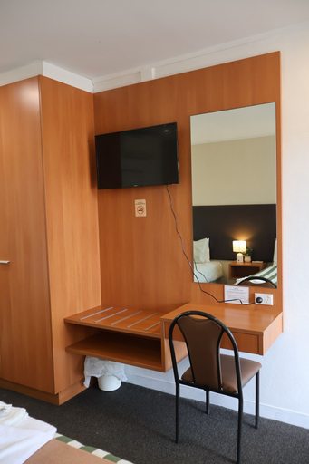 Others, Heathcote Hotel, Sutherland Shire - West