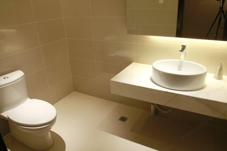 Bathroom 3, Xiaogan Yuji Grand Hotel, Xiaogan