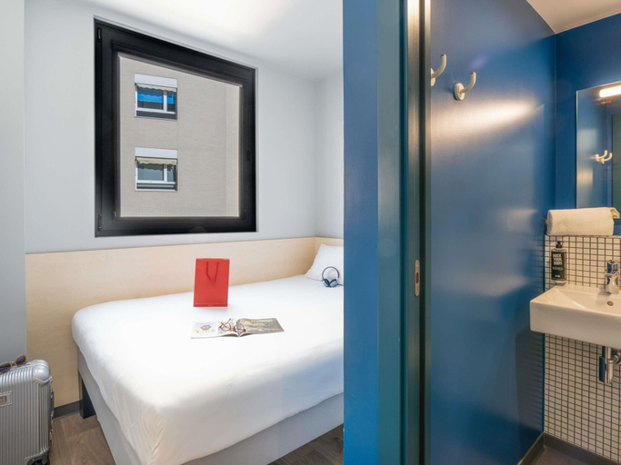 Bedroom 3, ibis budget Valencia Centro Puerto, Valencia