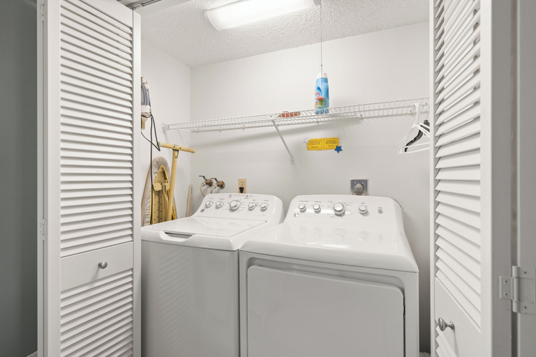 Bathroom, Beach Cottages 1504 by Distinctive Beach Rentals, Pinellas