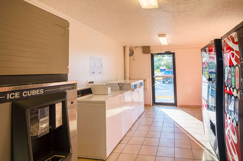 Others 5, Motel 6 Lawton, OK, Comanche