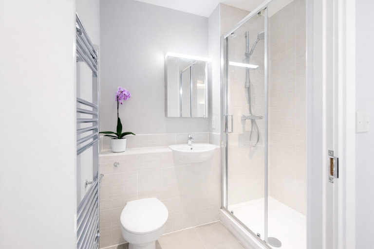 Bathroom 4, Roomspace Apartments -Vertex House, London